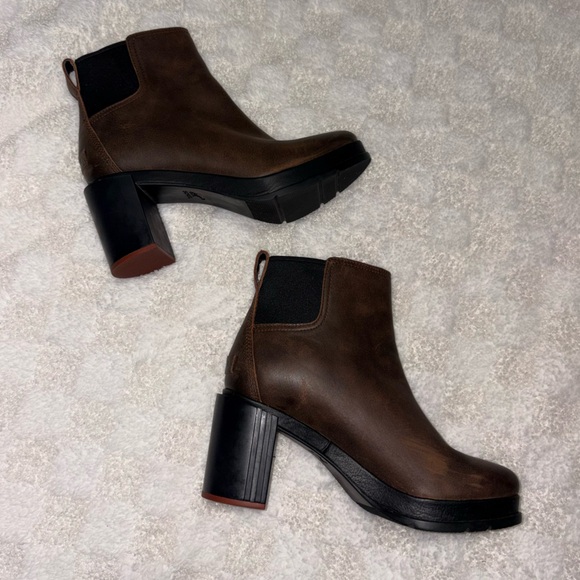 Sorel Women’s Blake Chelsea Boots in Burro Brown • Size 9.5 - Picture 3 of 15